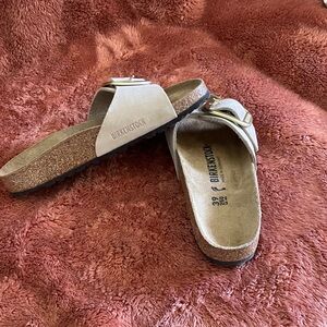 Birkenstock Women's Tan Sandals